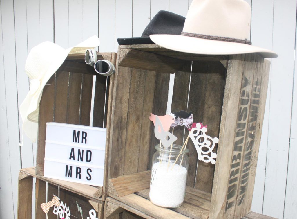 Fotobox Requisiten Accessoires Regal